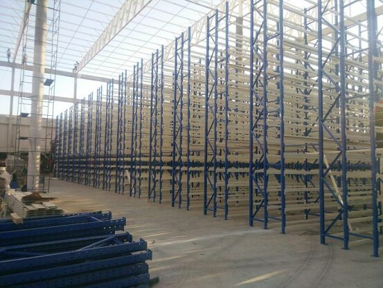 Mezzanine racking for a clothing company in Fortaleza, Brazil